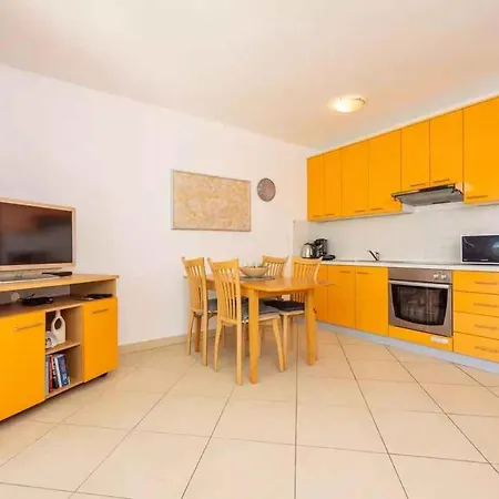 In 14043 Apartamento Crikvenica